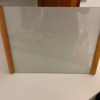cornice con aste in legno