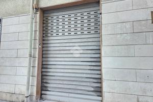 AUTORIMESSA A TARANTO