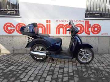Aprilia Scarabeo 200