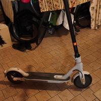 Monopatino Mi 3 Chiaro
