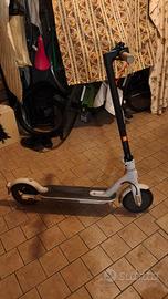 Monopatino Mi 3 Chiaro