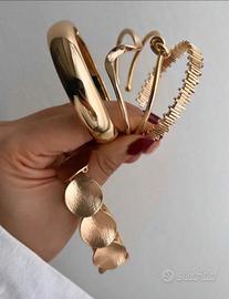 5 set bracciali rigida e moda
