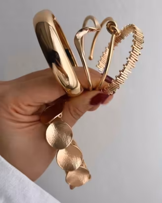 5 set bracciali rigida e moda