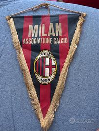 Gagliardetto Milan