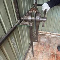 Antica Morsa da Fabbro a Gamba