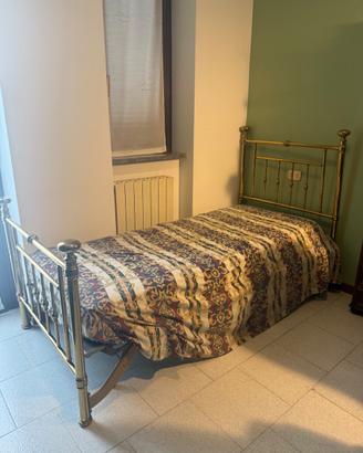Letto in ottone  & Poltrona scrivania