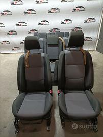 Set sedili in tessuto maza 5 1 facelift 2008-2010