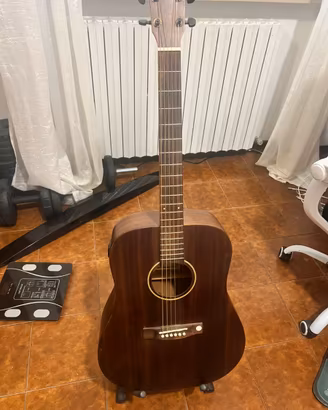 Chitarra semiacustica Tenson