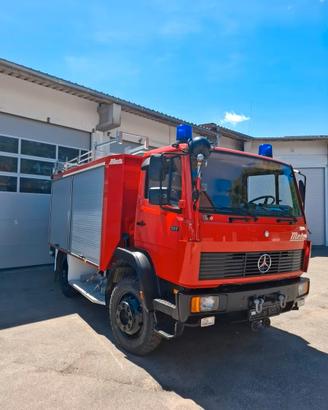 ANTINCENDIO 2.400 L. 4X4 = PAT. B