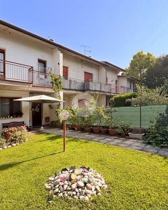 VILLA A SCHIERA CENTRALE A ZEVIO