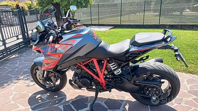 KTM Super Duke 1290 GT