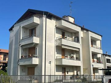 3 LOCALI A CARDANO AL CAMPO