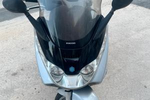 Piaggio x8