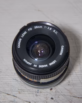 Canon FD 28mm f/2.8 S.C. + Custodia Originale