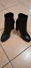 Stivaletti pelle neri tacco 10 cm