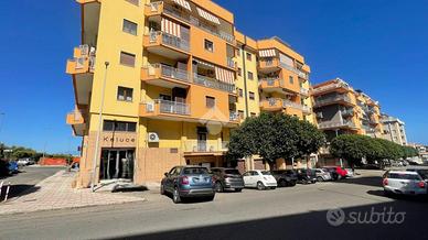 MAGAZZINO A CORIGLIANO-ROSSANO