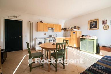 APPARTAMENTO IN VIA PRIVATA