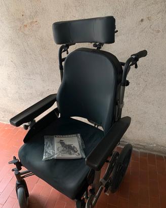 Carrozzina polifunzionale Inovys II
