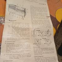 mobile con radio e giradischi 