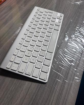 Apple magic keyboard senza fili usata prima serie