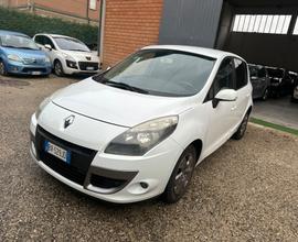 Renault Scenic Scénic X-Mod 1.5 dCi 110CV EDC Luxe