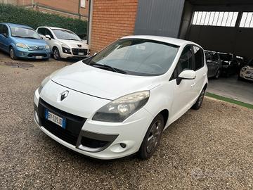 Renault Scenic Scénic X-Mod 1.5 dCi 110CV EDC Luxe