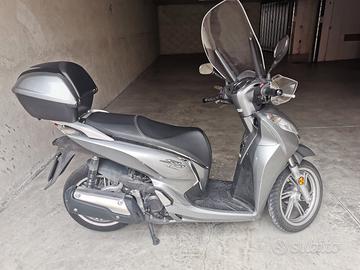 Scooter SH 300 