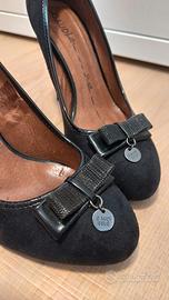 Decolleté Gaudi camoscio nero con fiocchetto