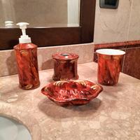 Dispenser sapone liquido con accessori 