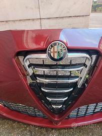 Paraurti ant con fori lava fari alfa romeo giuliet