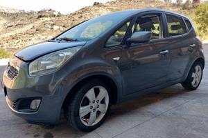 kia venga 1.4 CDRI / HIUNDAY IX20