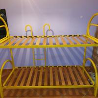 LETTO A CASTELLO CON DOGHE IN BUONE CONDIZIONI