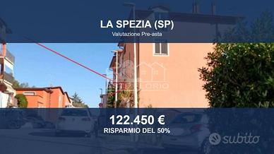 Immobile in asta di 111 m² con più di 5 locali e b
