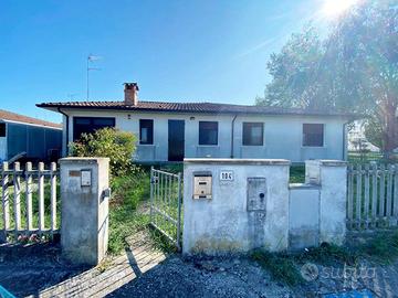 Villetta a schiera di 94 m² con 4 locali e box aut