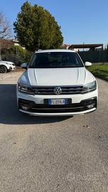 Volkswagen Tiguan 1.4 TSI R-line