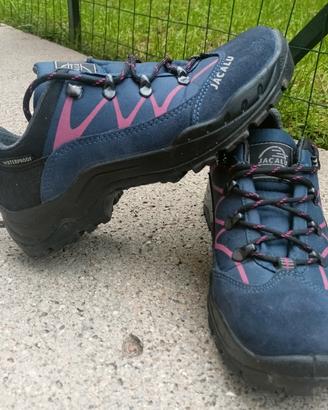 Scarpa Tracking nuove taglia 42