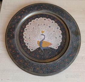 Piatto Da appendere smaltato vintage con Pavone