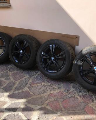 Cerchi in lega più gomme invernali
