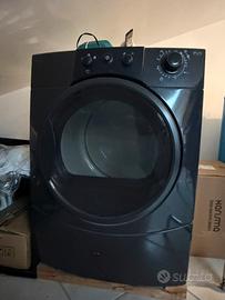 Asciugatrice grande carico - Pari al nuovo