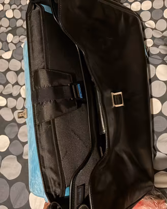 Borsa piquqdro
