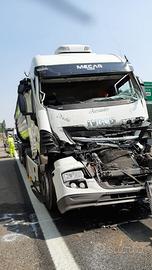 Camion incidentato hi-way 510