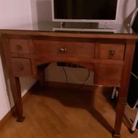 Scrivania antica