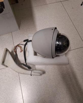 Telecamera ip ptz Truvision professionale 