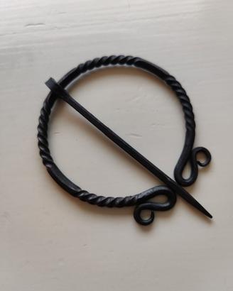 Spilla celtica tipo fibula