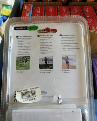 Contapassi con radio incorporata