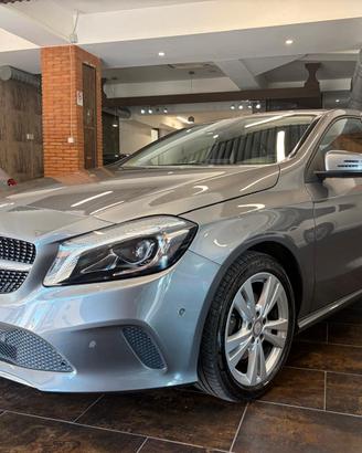 Mercedes-benz A 200 d Automatic Premium