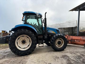 Trattore agricolo New Holland T6050