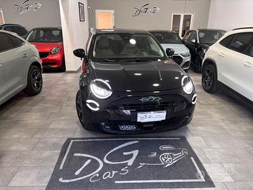 FIAT 600 HYBRID DCT MHEV "LA PRIMA" IVA ESPOSTA