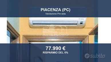 Immobile in asta di 100 m² con più di 5 locali e b