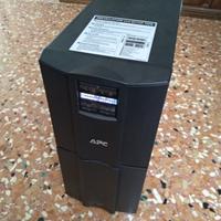 UPS Backup APC by Scheider 2200